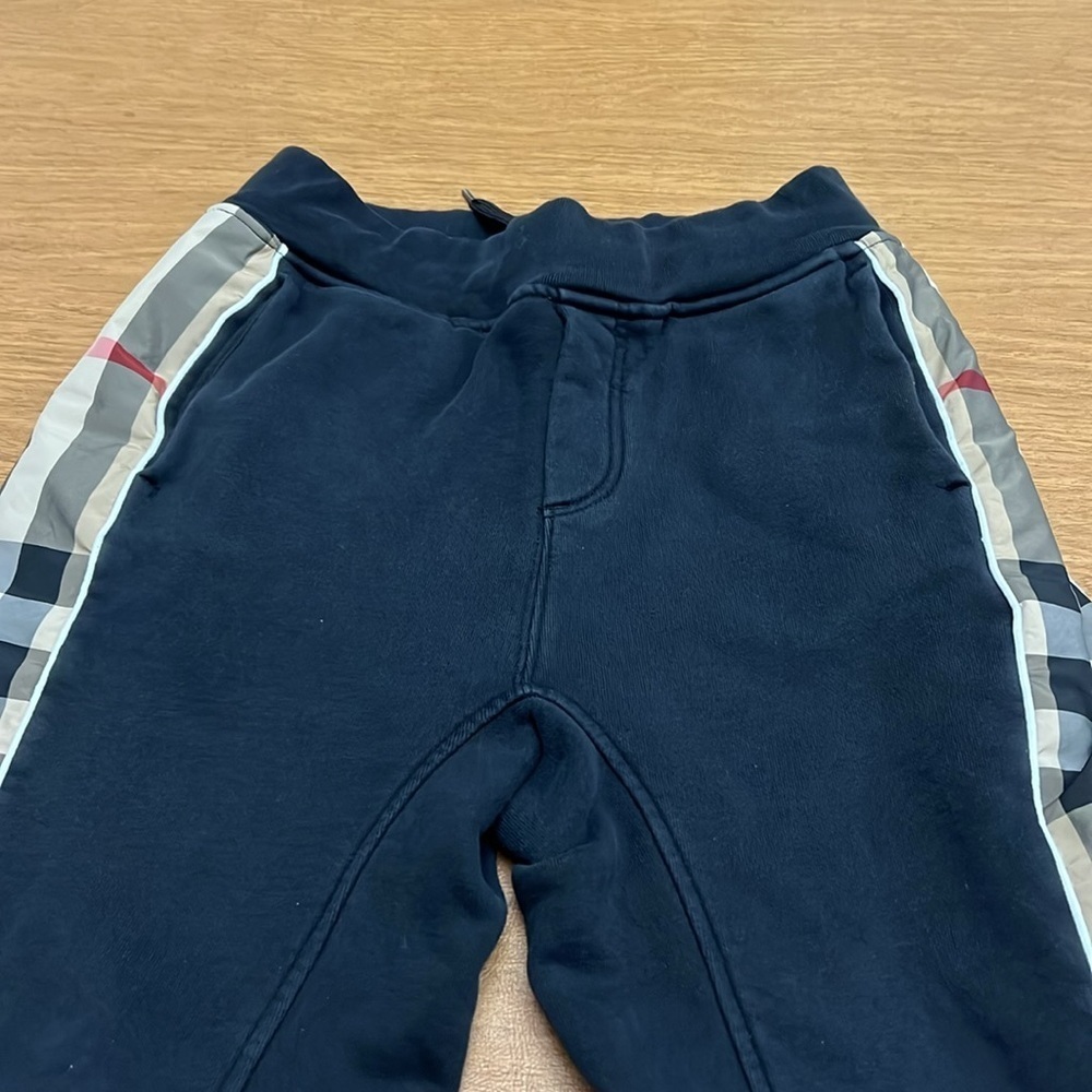 Burberry Vintage Check-Panel Shorts  size 10 - Picture 9 of 9